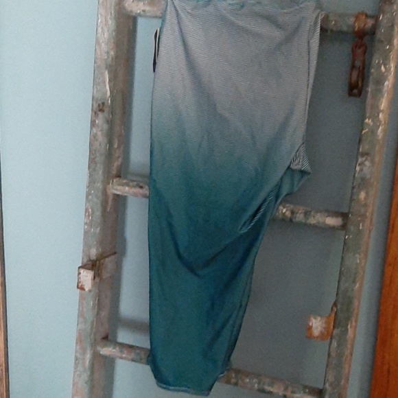 Danskin Now Pants - Nwt workout pants Danskin Now Pants - Nwt workout pants